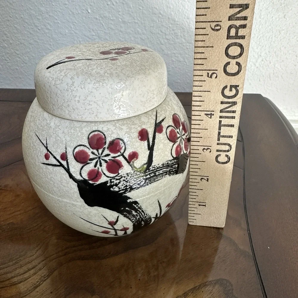 Vintage Ardco Ginger Jar 5.5 Inch Lid Asian Black Red Cherry Blossom Japan EUC